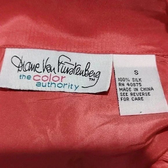 Diane Von Furstenberg Hot Pink Button Up - Picture 7 of 7